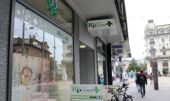 Boutique | Pharmacie 55 | Médicaments, cannes de marche et livraison à domicile | Bienne